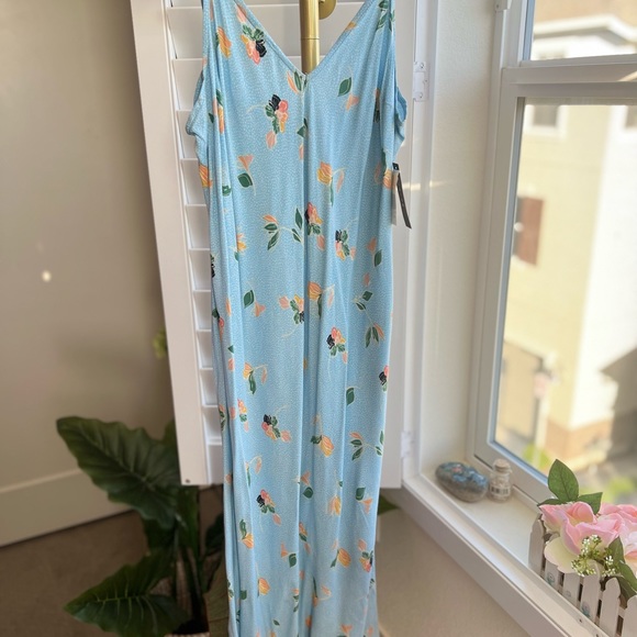 NWT Izzy size L - Picture 4 of 11